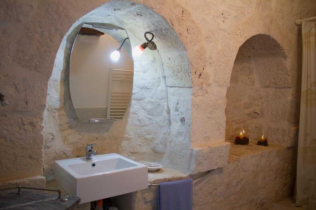 Trulli Sarmenzanello Lägenhet Noci Rum bild